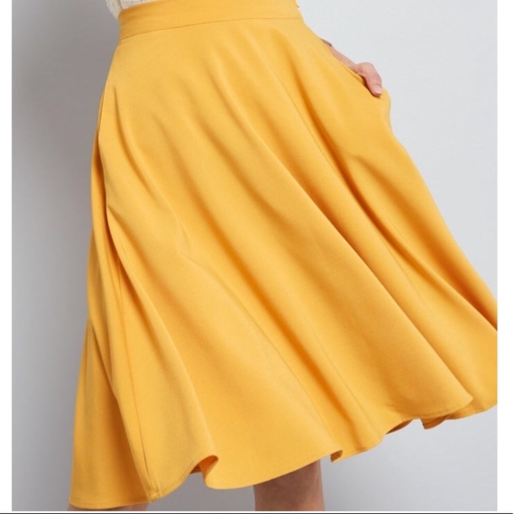Yellow ModCloth a-line skirt with pockets
